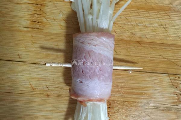 培根金针菇卷的做法图解5