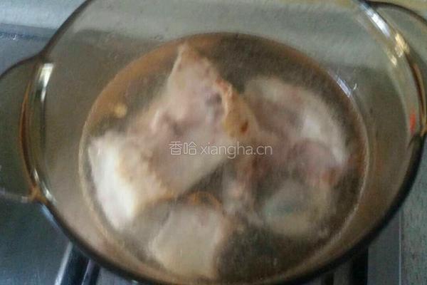 鲢鱼头豆腐汤的做法图解3