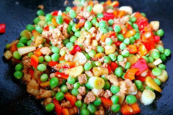 豌豆炒肉末的做法图解9