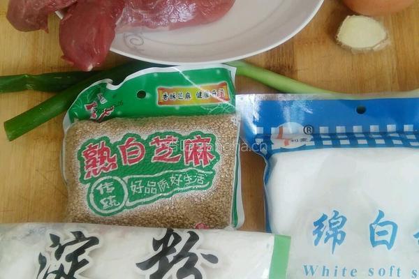 糖醋里脊的做法图解1