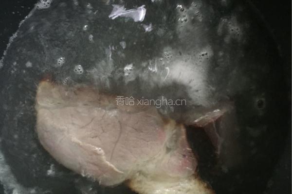 萝卜干炒腊肉的做法图解1