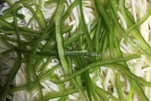 茭白青椒肉丝的做法图解12
