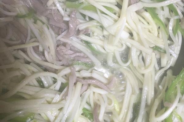 茭白青椒肉丝的做法图解14