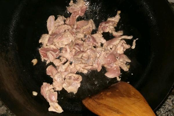 彩椒孜然肉的做法图解2