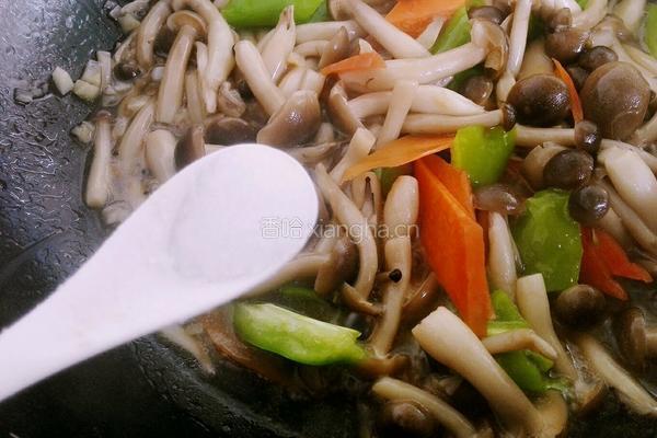 清炒蟹味菇的做法图解7