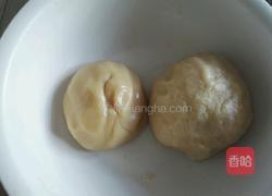 蛋黄酥的做法图解2