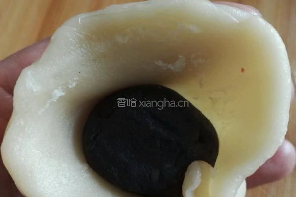 蛋黄酥的做法图解10