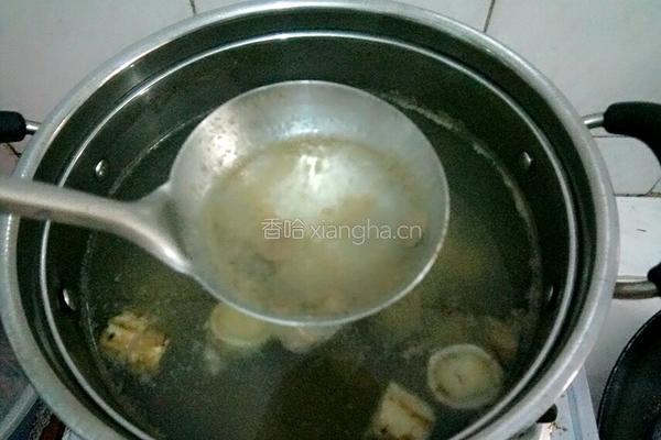 山楂牛蒡瘦肉汤的做法图解6