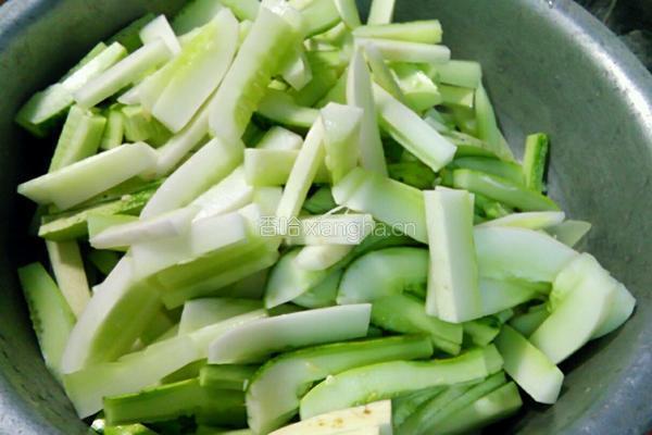 酱香黄瓜(夏天的美味)的做法图解4