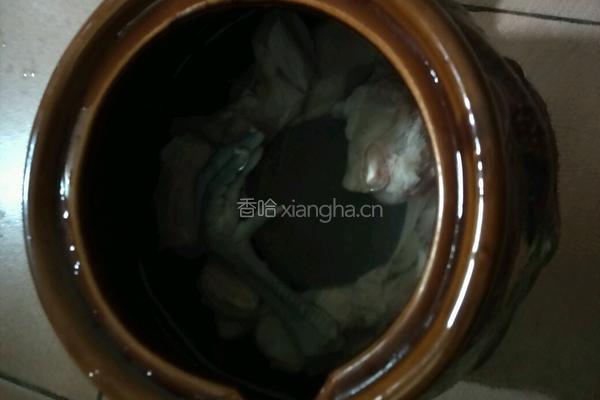 虫草花煲土鸡汤的做法图解3