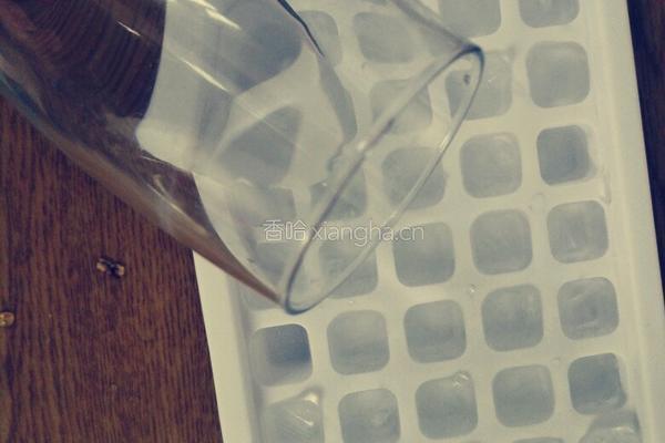 冰镇香花水果奶昔蜜的做法图解2