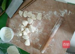 韭菜鸡蛋饺子的做法图解4