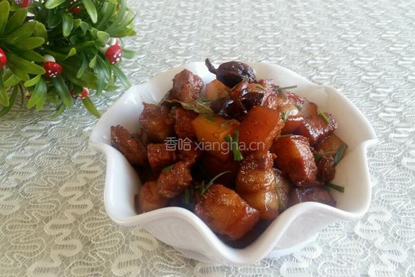 红烧肉炖土豆
