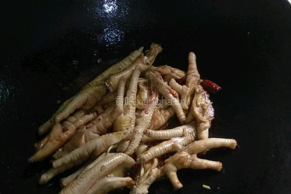 鸡脚烧四季豆的做法图解5