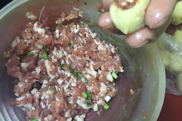 小泡泡塞肉的做法图解2