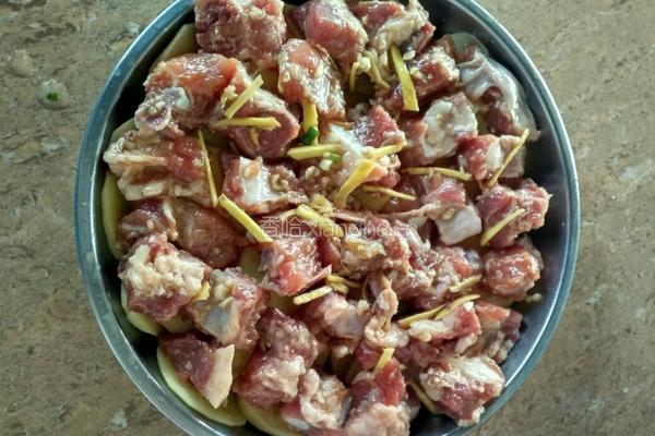 排骨蒸土豆的做法图解6