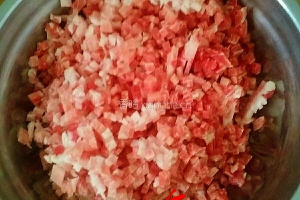 猪肉大葱水饺的做法图解2