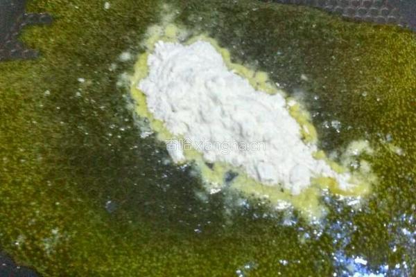 奶油蘑菇培根意大利面的做法图解8