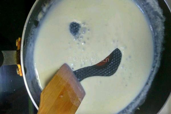 奶油蘑菇培根意大利面的做法图解11