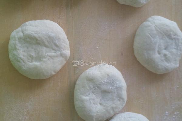 梅菜猪肉包的做法图解4