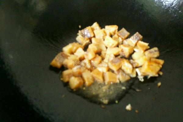 咸鱼炒豆角的做法图解6