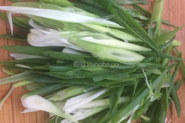 小葱炒土豆丝的做法图解2