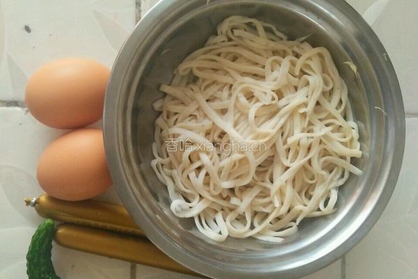 香煎面条的做法图解1