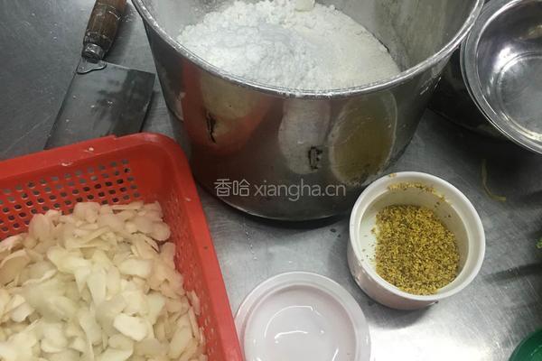 点心糕点：桂花马蹄糕的做法图解2