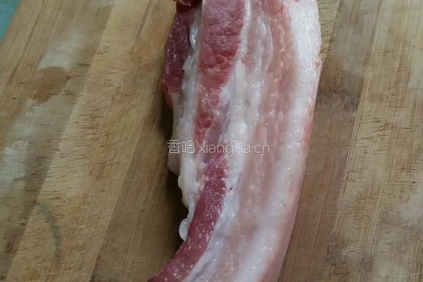 土家酸辣粉蒸肉的做法图解1