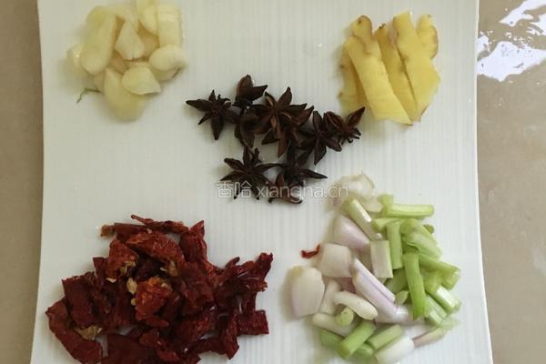 鸡肉烧土豆的做法图解2