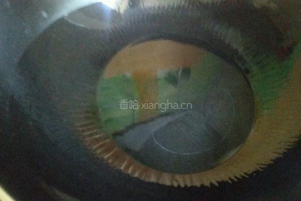 韭菜猪肉包子的做法图解4