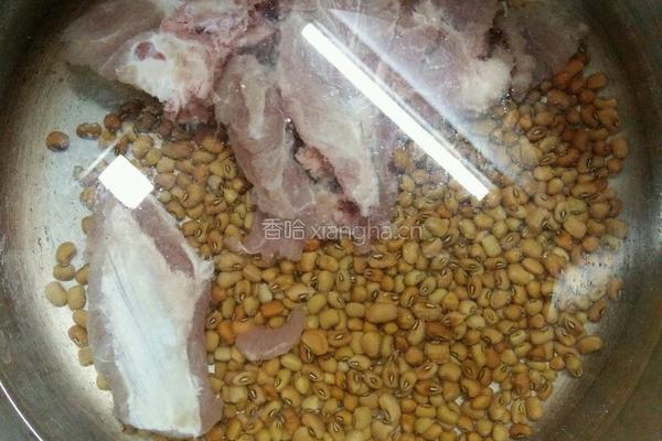 猪尾骨赤豆汤的做法图解3