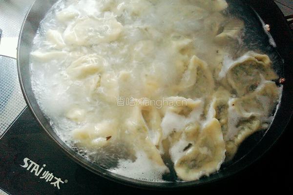 香芹木耳鸡蛋馅饺子的做法图解14