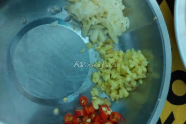酸辣鸡杂的做法图解3