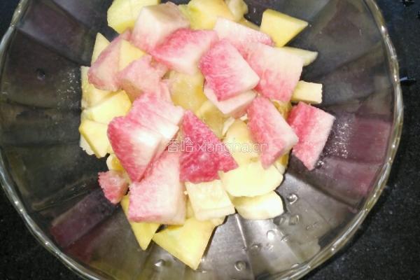 夏日水果沙拉的做法图解2