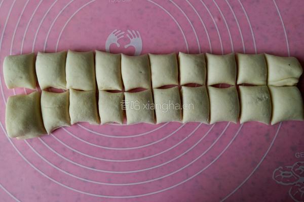 椒盐小花卷的做法图解10
