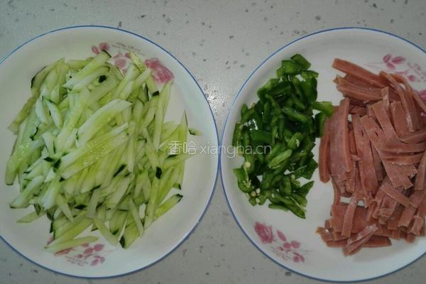 夏日冰凉面的做法图解1