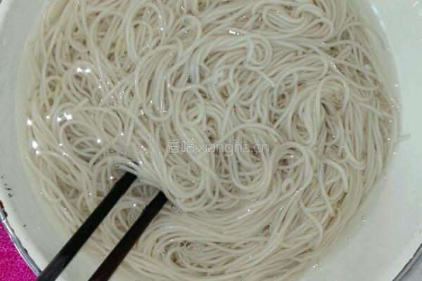 夏日冰凉面的做法图解4