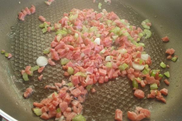 酱油炒饭的做法图解3