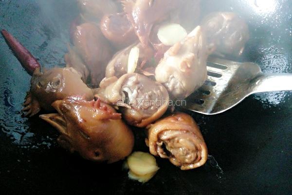 卤鸡头的做法图解10