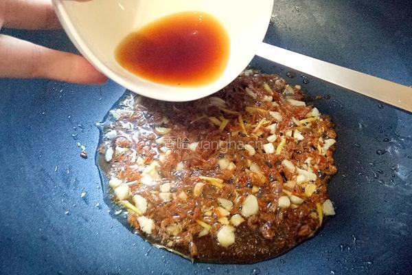 小虾米炒猪血的做法图解5