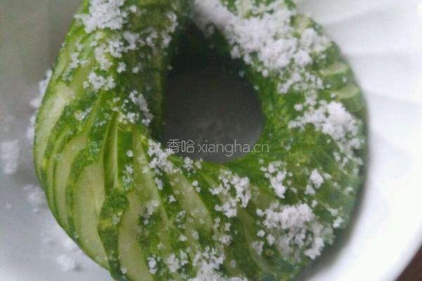 蓑衣黄瓜的做法图解3
