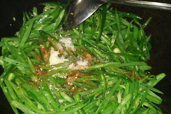 尖椒炒刀豆的做法图解7
