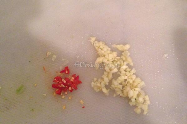 生煎韭菜饺子的做法图解2