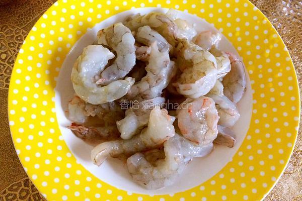排骨炖韩式泡菜锅的做法图解2