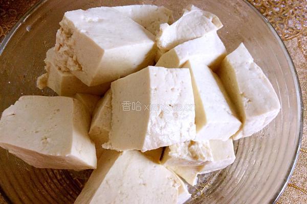 排骨炖韩式泡菜锅的做法图解3