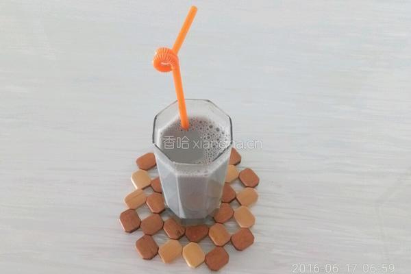 红枣黑芝麻豆浆的做法图解3