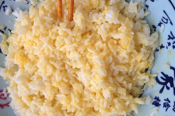 黄金 蛋炒饭的做法图解5