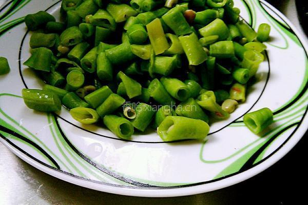 缸豆肉丁的做法图解6