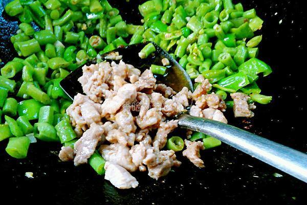 缸豆肉丁的做法图解13